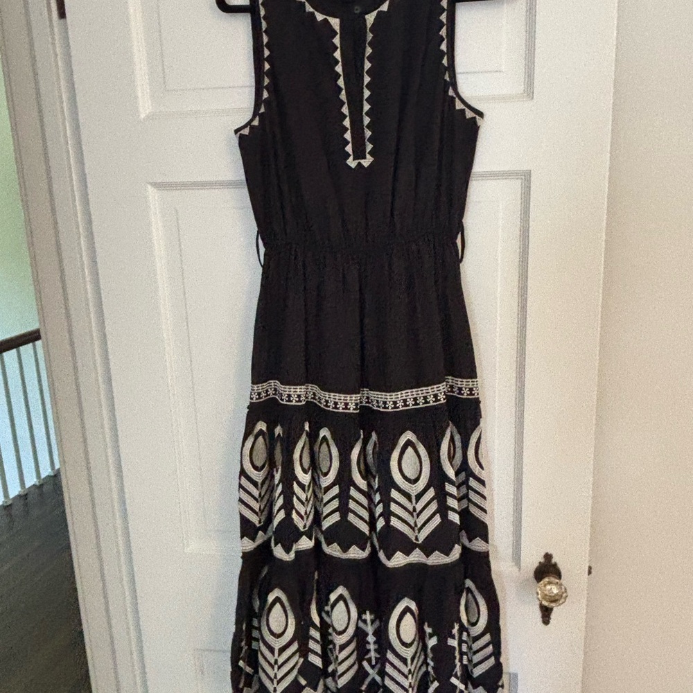 Elie Tahari Black and Cream Patterned Midi Dress